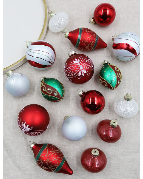 RED 8cm & 6cm Glass Christmas Baubles 16 Pack